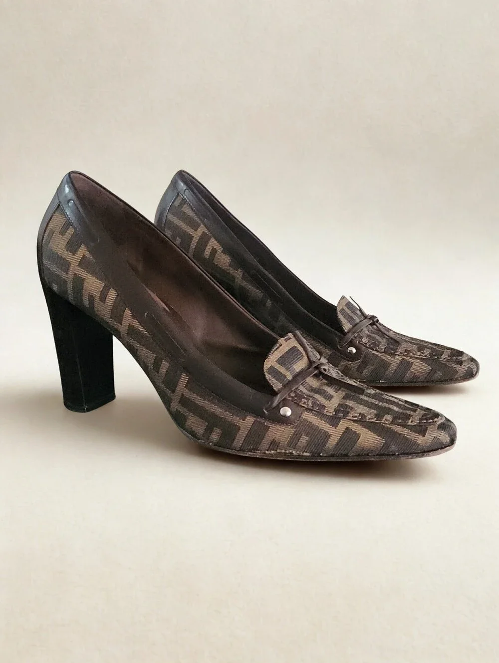 Vintage Fendi Zucca Monogram Canvas Loafer Pump Heels Brown Sz 40